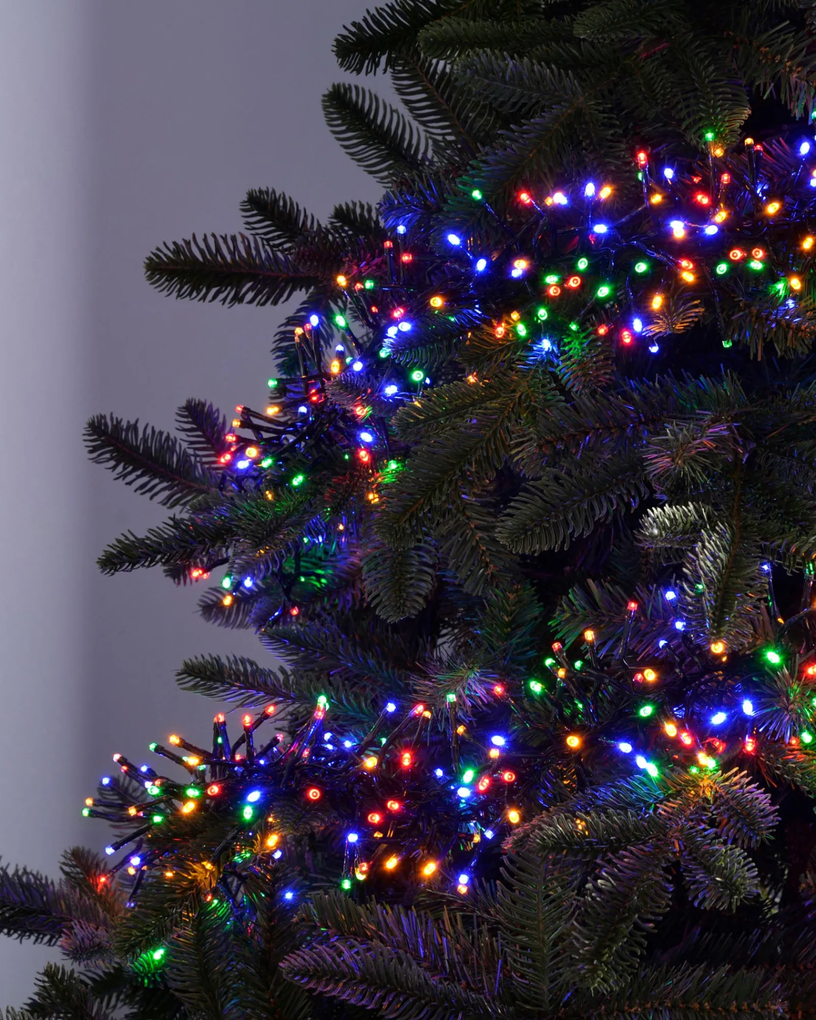 WeRChristmas Cluster Lights^180 Chasing Cluster Light String, Multi-Coloured