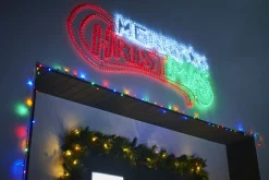 WeRChristmas Festive Star, Snowflake & Sign Lights^Animated Merry Christmas Rope Light Silhouette, 185 Cm