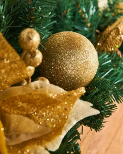 WeRChristmas Decorated Garlands^Extra Thick Decorated Garland, Cream/Gold, 9 Ft