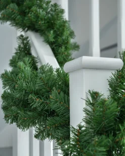 WeRChristmas Plain Garlands^Extra Thick Pine Garland, Green, 9 Ft