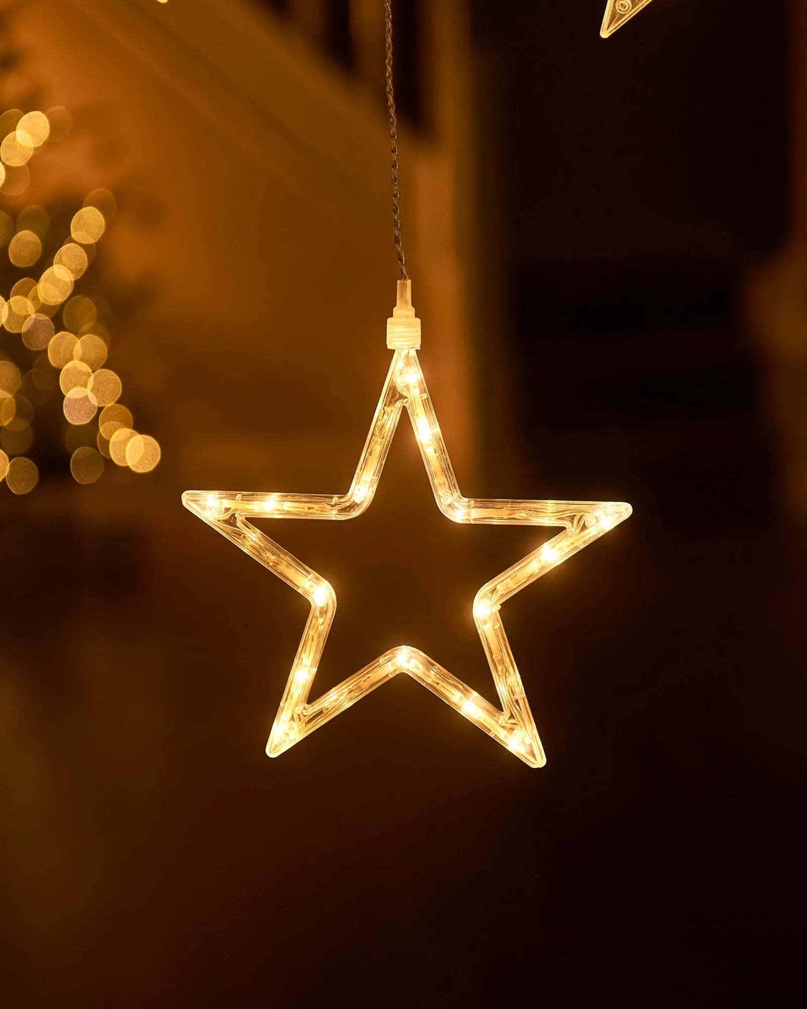 WeRChristmas Window Silhouettes|Curtain & Net Lights^Flashing Star Curtain Net Light, White, 2 M