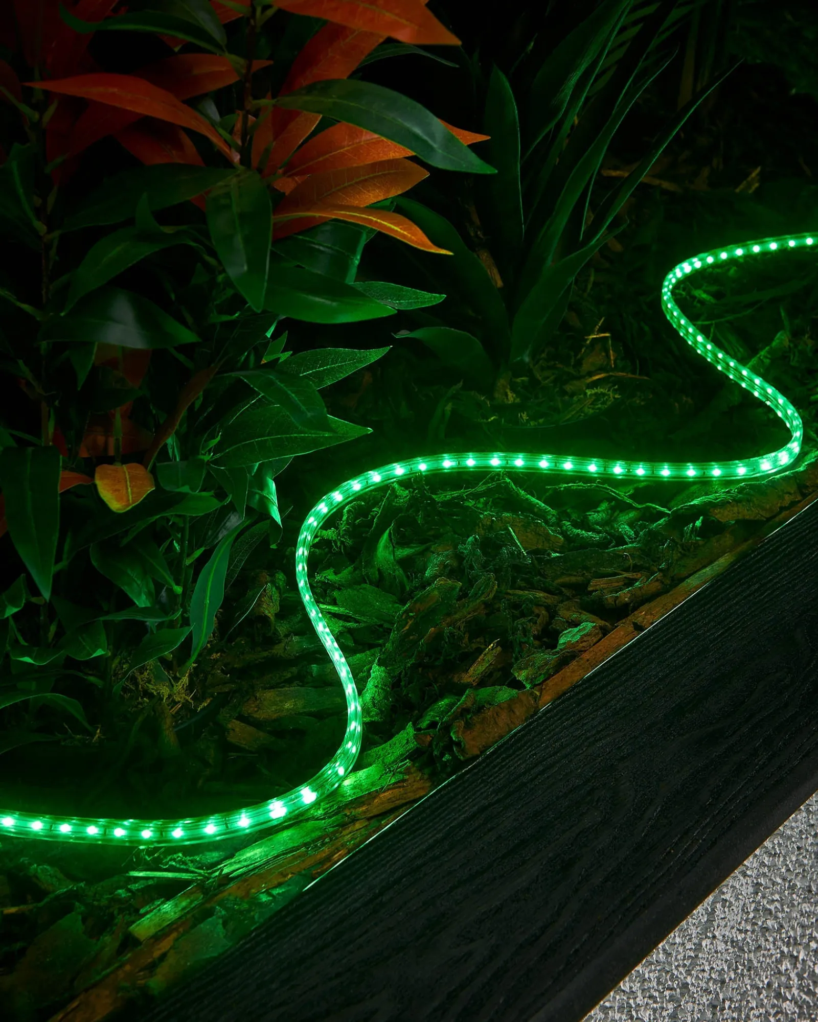 WeRChristmas Link Pro|Connectable Lights^LINK PRO Strip Light, Made To Measure, Green