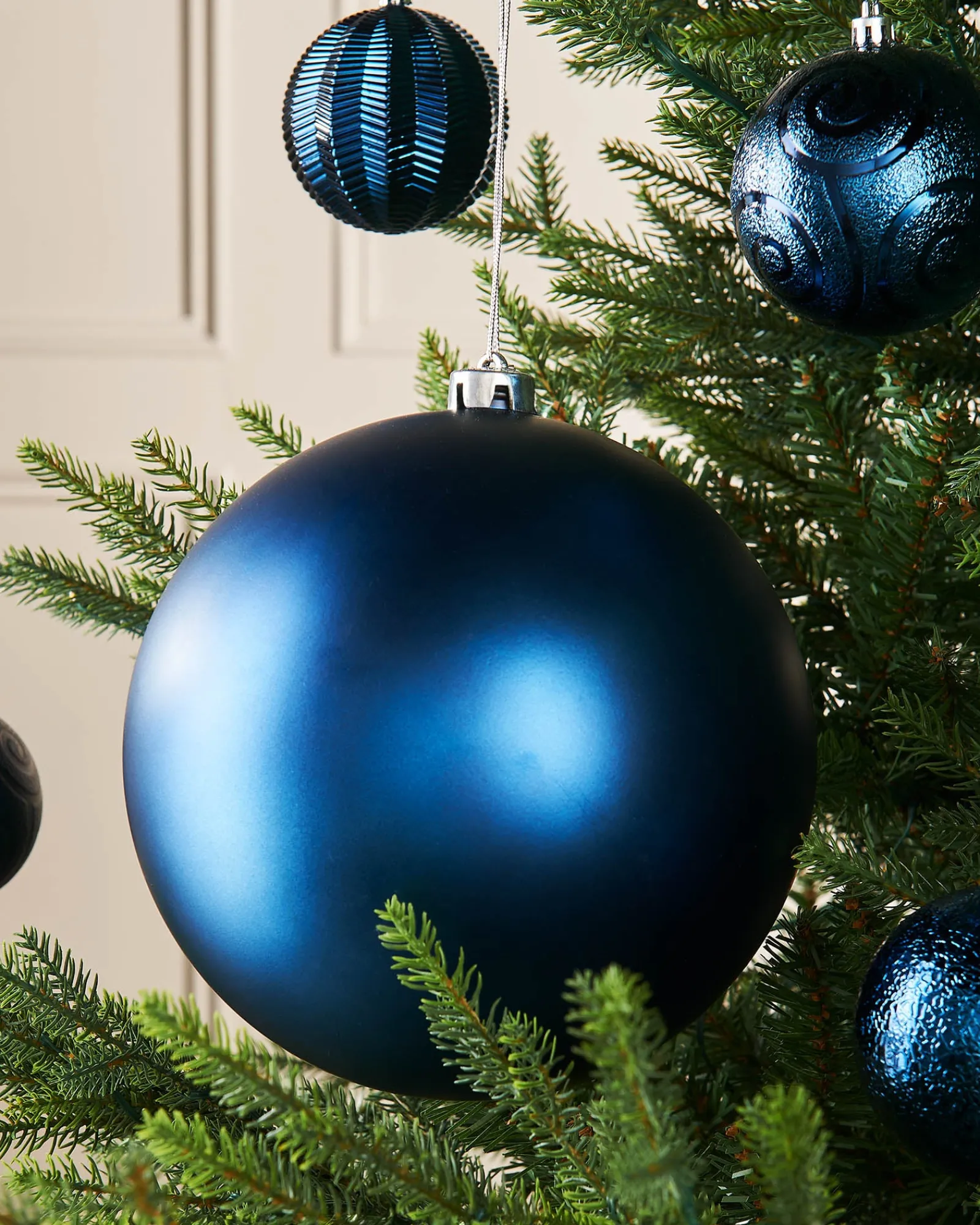 WeRChristmas Oversized Baubles|Shatterproof Baubles^Navy Blue Large Matt Shatterproof Bauble, 20 Cm