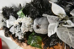 WeRChristmas Decorated Garlands^Pre-Decorated Garland, Black/Silver, 6 Ft