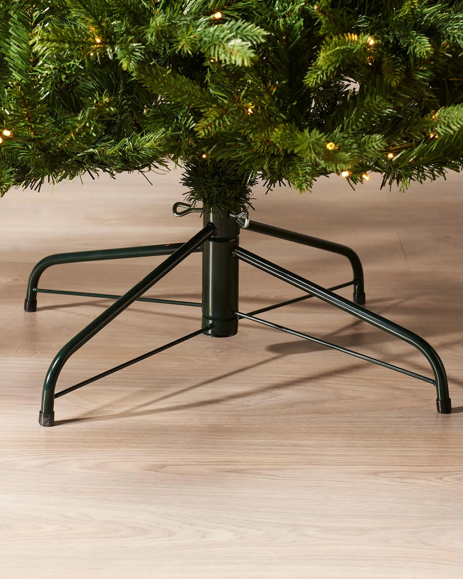 WeRChristmas Premium Christmas Trees|Pre Lit Christmas Trees^Pre-Lit Himalayan Fir Christmas Tree, 7 Ft