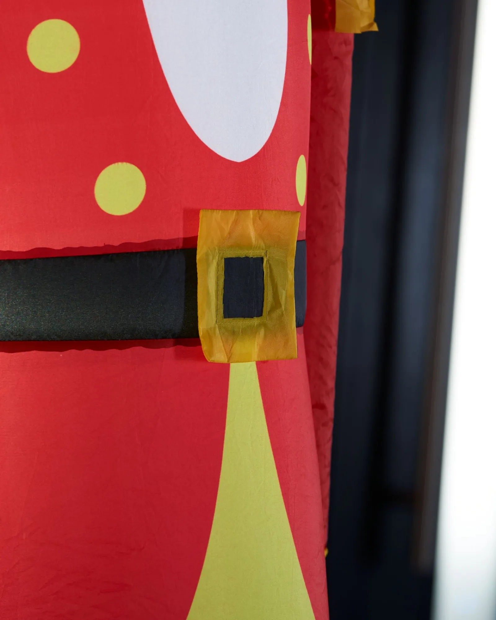 WeRChristmas Inflatables^Pre-Lit Inflatable Nutcracker Arch, 8 Ft