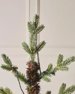 WeRChristmas Budget Christmas Trees|Potted Christmas Trees^Pre-Lit Norway Spruce Potted Christmas Tree, 5 Ft