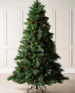 WeRChristmas Premium Christmas Trees|Pre Lit Christmas Trees^Pre-Lit Portland Spruce Christmas Tree, 6.5 Ft