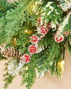 WeRChristmas Decorated Wreaths|Pre Lit Wreaths^Pre-Lit Snow Flocked Mixed Tip Wreath, 60 Cm