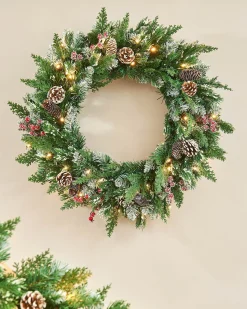 WeRChristmas Decorated Wreaths|Pre Lit Wreaths^Pre-Lit Snow Flocked Mixed Tip Wreath, 60 Cm