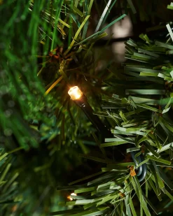 WeRChristmas Pre Lit Christmas Trees^Pre-Lit Victorian Pine Christmas Tree, 7 Ft