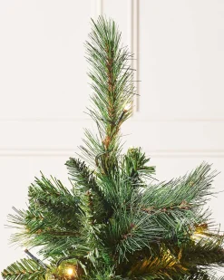 WeRChristmas Budget Christmas Trees|Potted Christmas Trees^Pre-Lit Victorian Pine Christmas Tree, 4 Ft