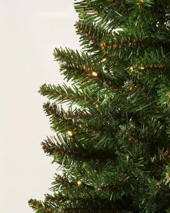 WeRChristmas Budget Christmas Trees|Pre Lit Christmas Trees^Pre-Lit Wall Mounted Tree, 3 Ft