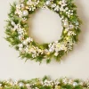 WeRChristmas Decorated Wreaths|Pre Lit Wreaths^Pre-Lit White Berry Mixed Tip Wreath, 76 Cm