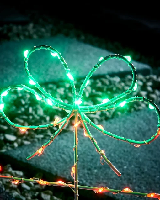 WeRChristmas Pathway Lights^Set Of 3 Giftbox Pathway Stake Lights, 40 Cm