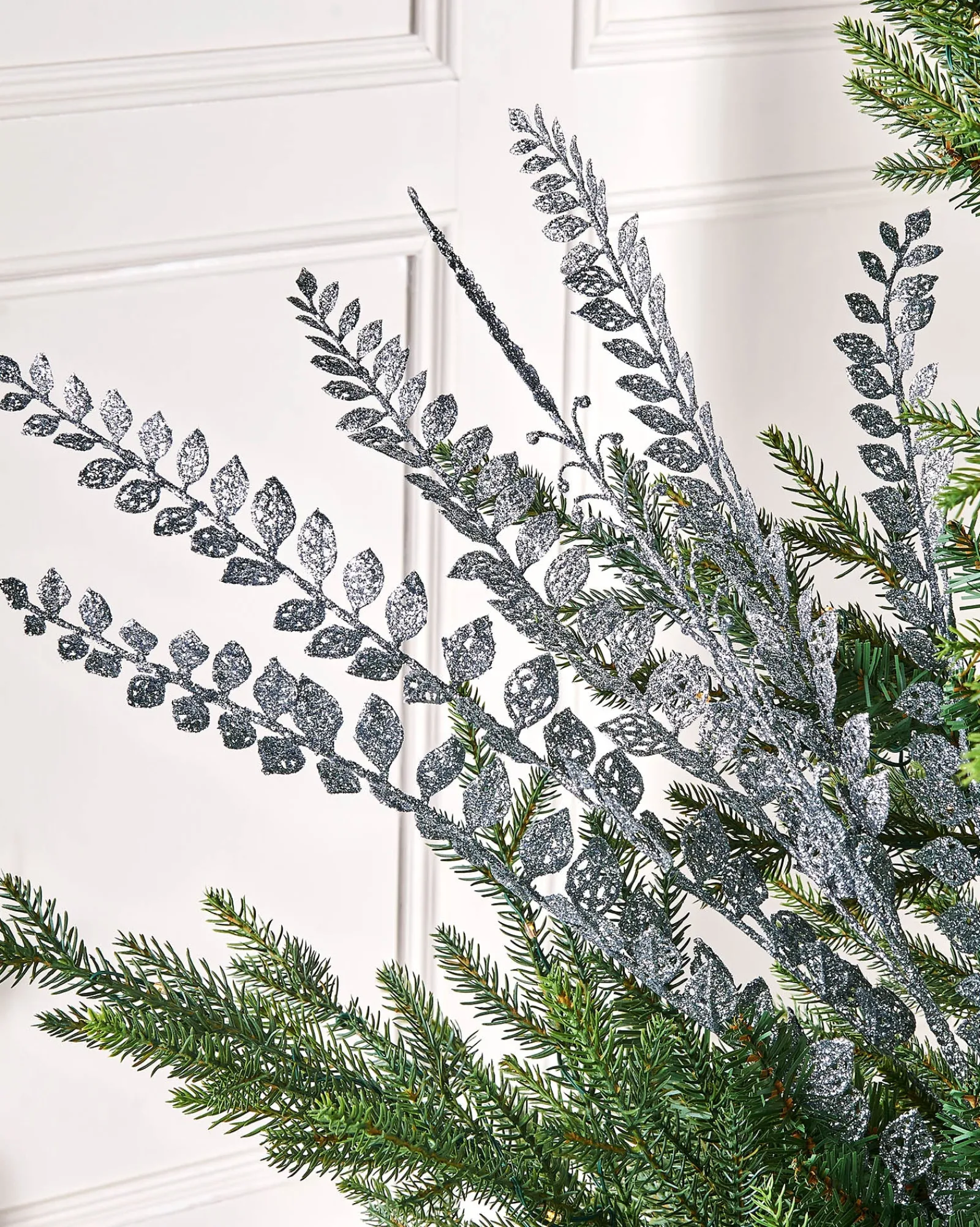 WeRChristmas Flowers & Foliage|Flowers & Foliage^Silver Leaf Christmas Tree Spray, 84 Cm