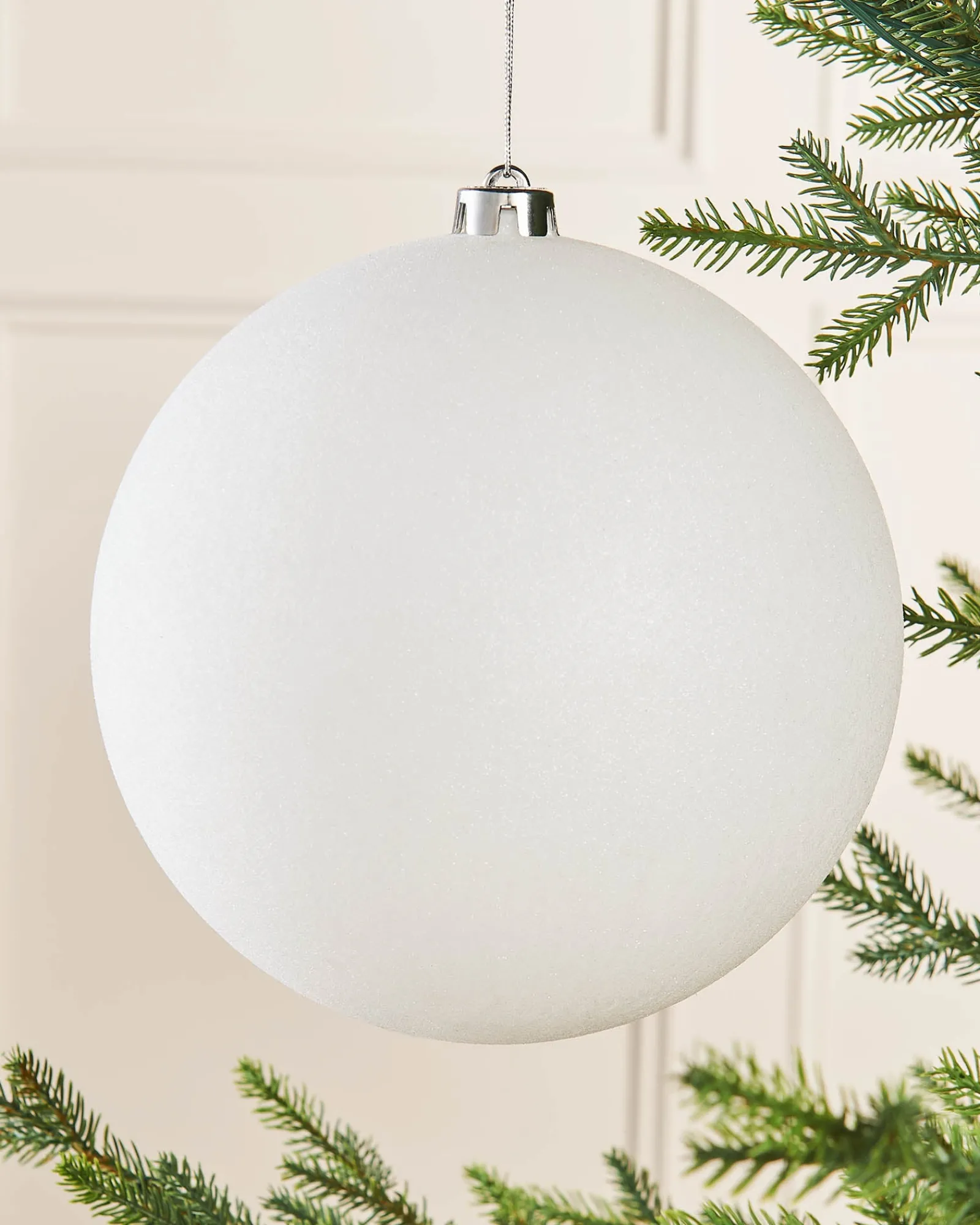 WeRChristmas Oversized Baubles|Shatterproof Baubles^White Large Glitter Shatterproof Bauble, 20 Cm